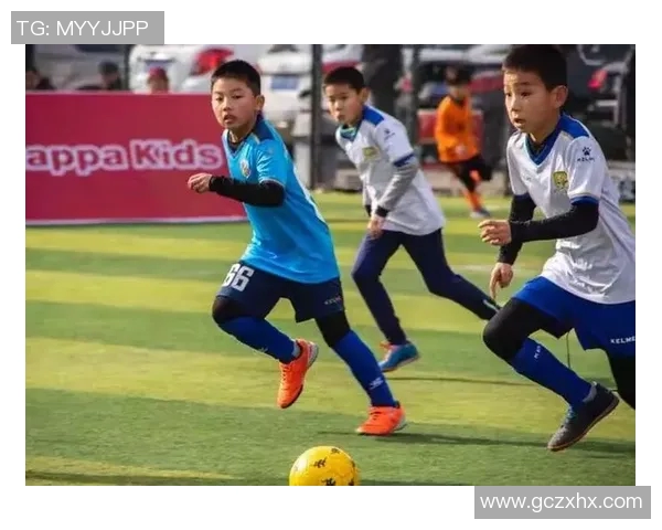 南京足球队在邀请赛中的比赛经验与表现分析